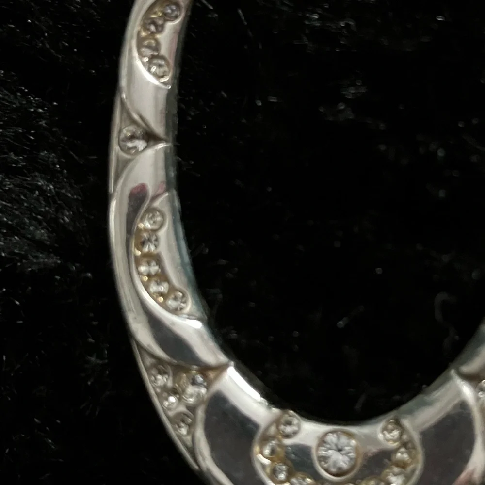 Brighton 💕 Beautiful Engraved Vintage Earrings with Sparkling Embedded Crystals - Picture 5 of 8